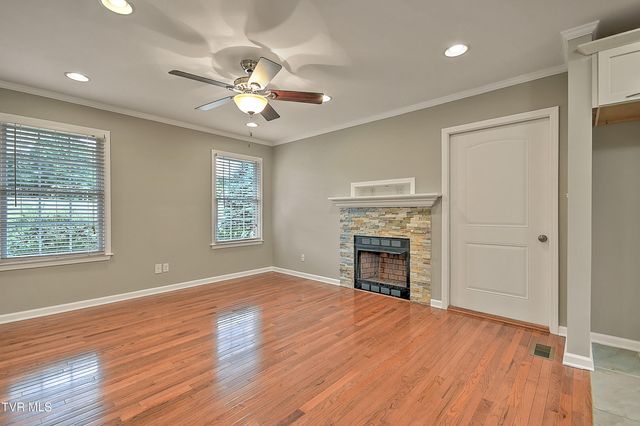 16008 Chantilly Way, Abingdon, VA 24210