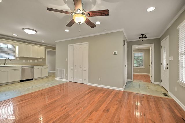 16008 Chantilly Way, Abingdon, VA 24210