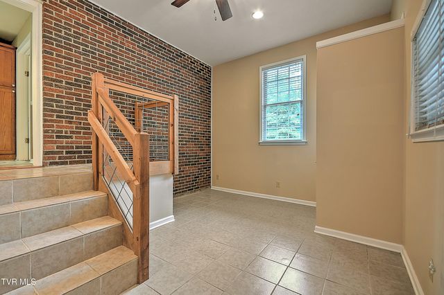16008 Chantilly Way, Abingdon, VA 24210