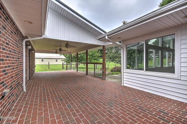 16008 Chantilly Way, Abingdon, VA 24210