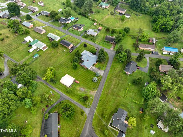 16008 Chantilly Way, Abingdon, VA 24210