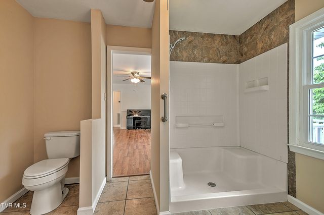 16008 Chantilly Way, Abingdon, VA 24210