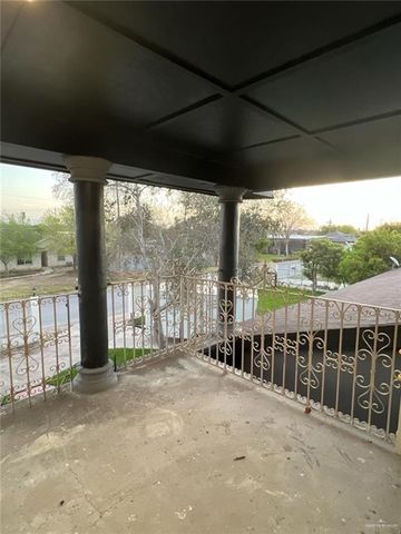 707 W Park Avenue, Pharr, TX 78577