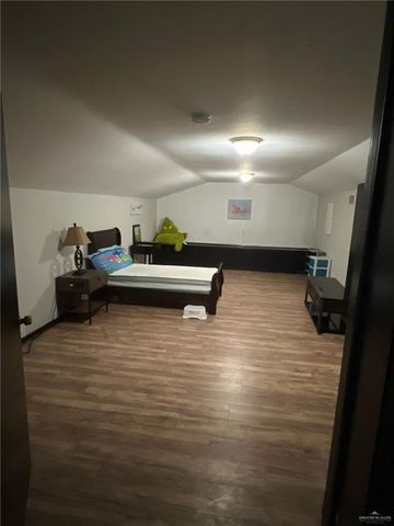 707 W Park Avenue, Pharr, TX 78577