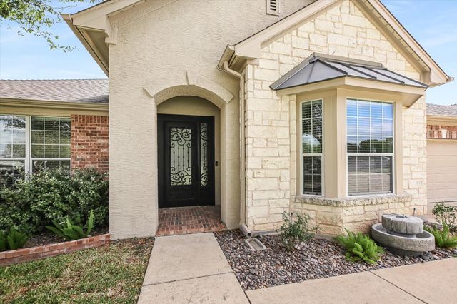 20105 Farm Pond LN, Pflugerville, TX 78660