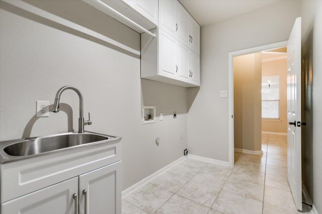 20105 Farm Pond LN, Pflugerville, TX 78660