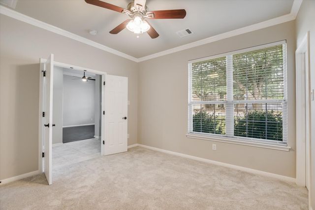 20105 Farm Pond LN, Pflugerville, TX 78660