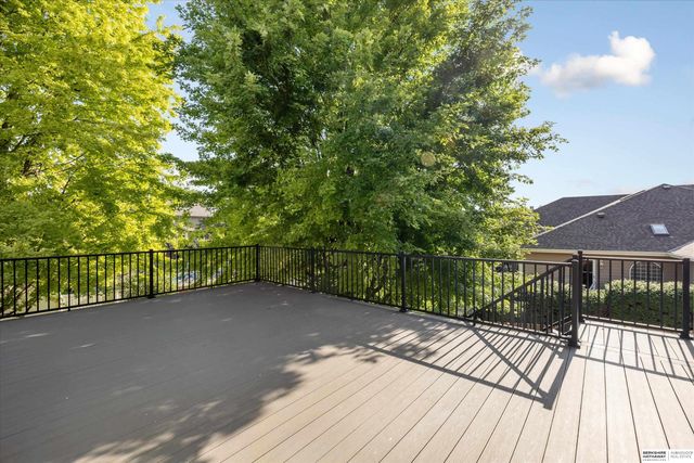 15105 Boyd Street, Omaha, NE 68116