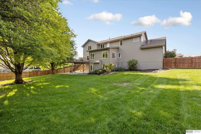 15105 Boyd Street, Omaha, NE 68116
