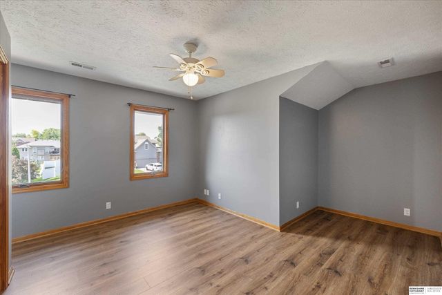 15105 Boyd Street, Omaha, NE 68116