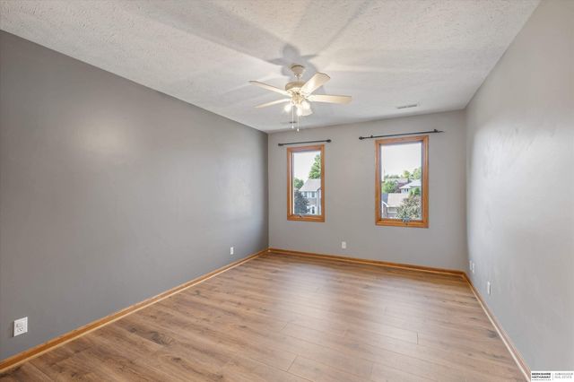 15105 Boyd Street, Omaha, NE 68116