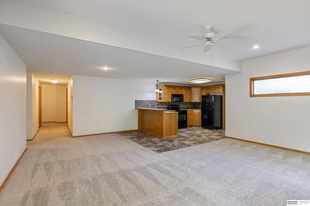 15105 Boyd Street, Omaha, NE 68116