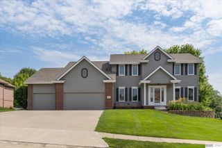 15105 Boyd Street, Omaha, NE 68116