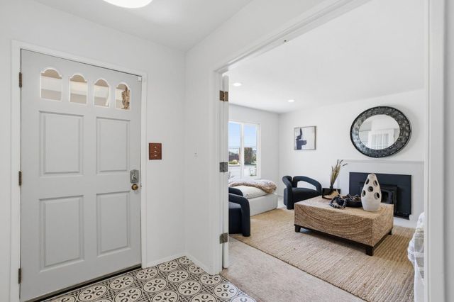 150 Tiller Court, Half Moon Bay, CA 94019