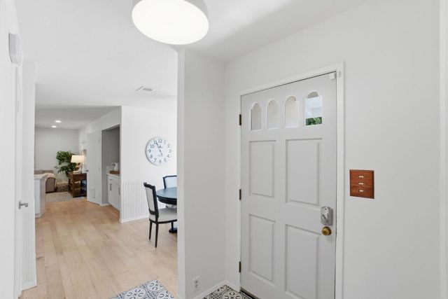 150 Tiller Court, Half Moon Bay, CA 94019