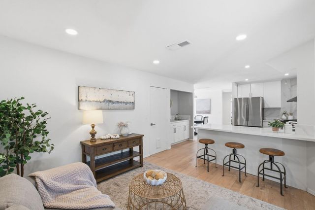150 Tiller Court, Half Moon Bay, CA 94019