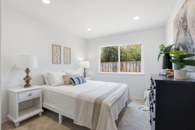 150 Tiller Court, Half Moon Bay, CA 94019