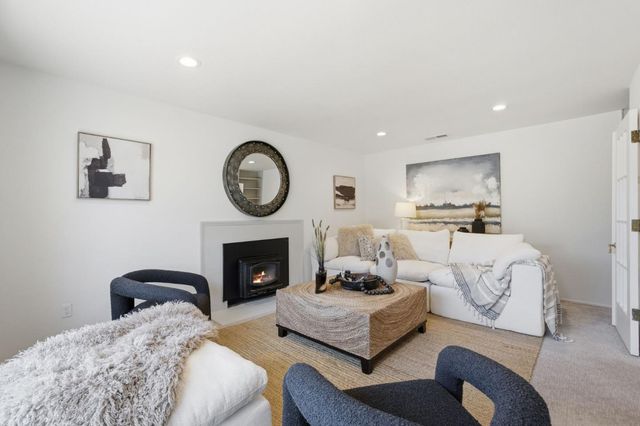 150 Tiller Court, Half Moon Bay, CA 94019