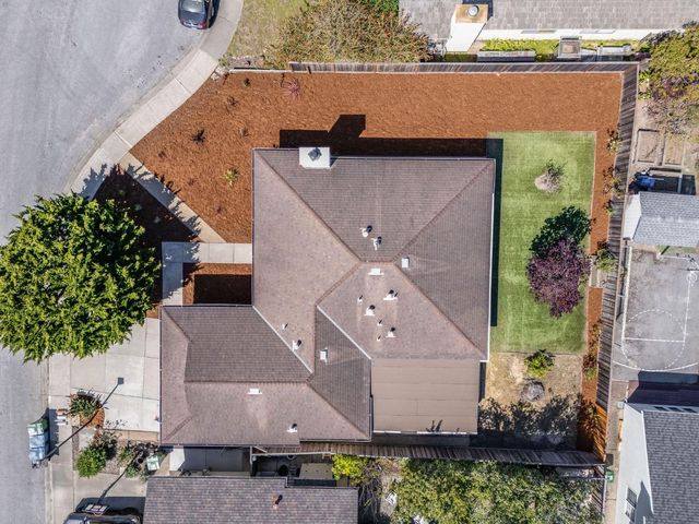 150 Tiller Court, Half Moon Bay, CA 94019