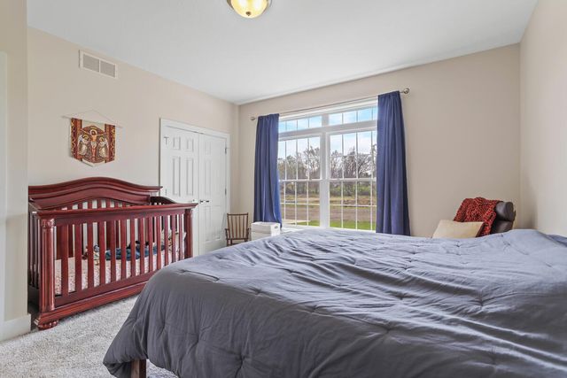 243 Auseon Court, Hillsdale, MI 49242