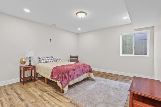 243 Auseon Court, Hillsdale, MI 49242