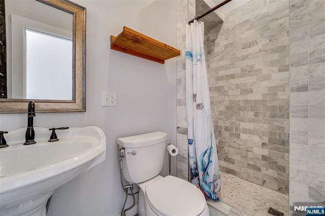 267 Ogden Avenue, Jersey City, NJ 07307