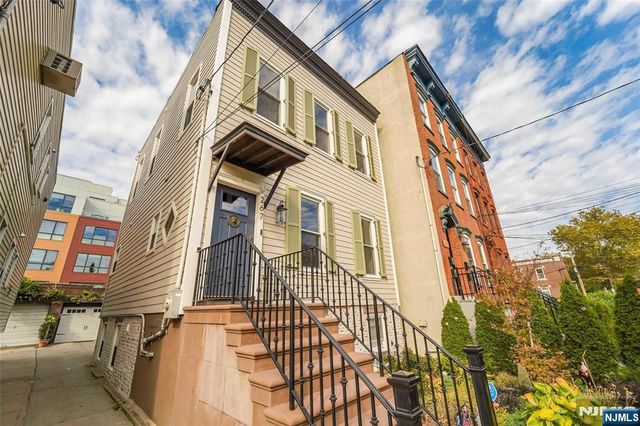 267 Ogden Avenue, Jersey City, NJ 07307