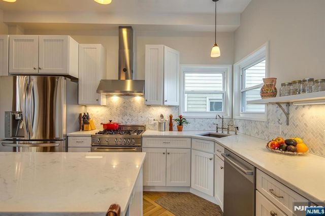 267 Ogden Avenue, Jersey City, NJ 07307