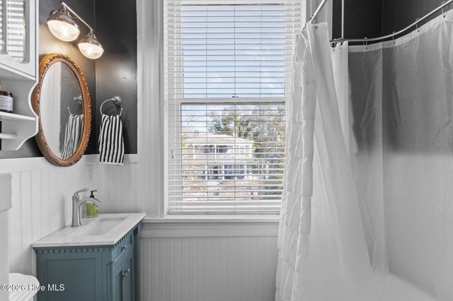 416 S Front Street Apt 3, Wilmington, NC 28401