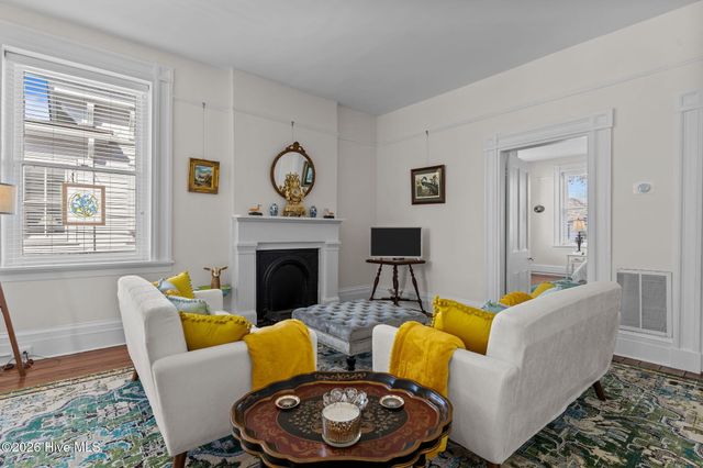 416 S Front Street Apt 3, Wilmington, NC 28401