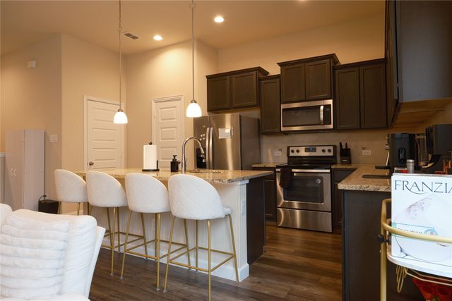 1936 Bel Air Drive, Arlington, TX 76010