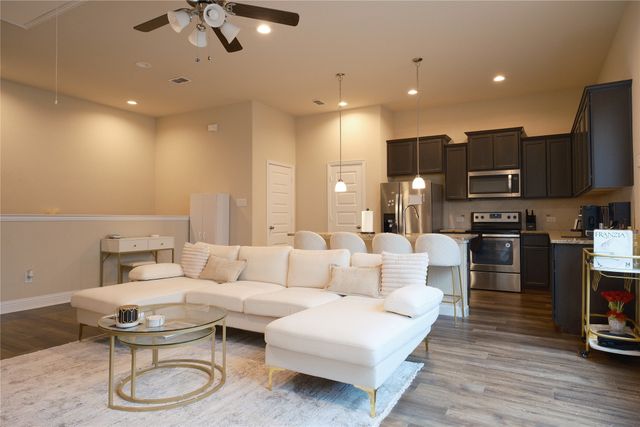 1936 Bel Air Drive, Arlington, TX 76010