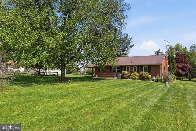 19303 GLEEDSVILLE RD, Leesburg, VA 20175
