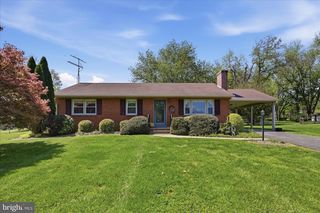 19303 GLEEDSVILLE RD, Leesburg, VA 20175