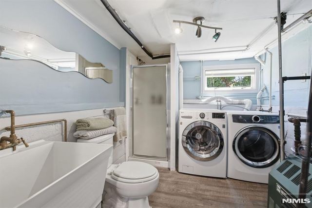 21 Morley Lane, Bloomfield, NJ 07003
