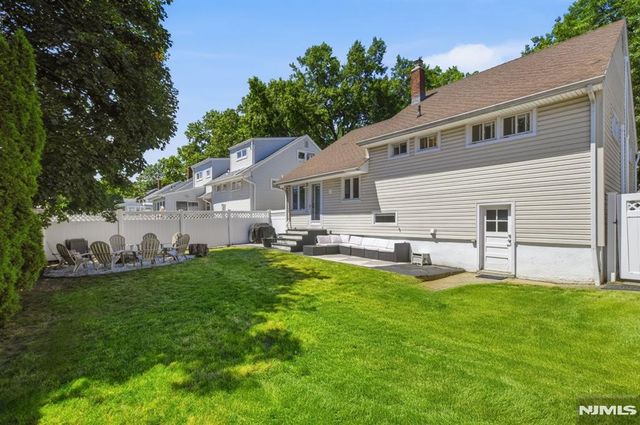 21 Morley Lane, Bloomfield, NJ 07003