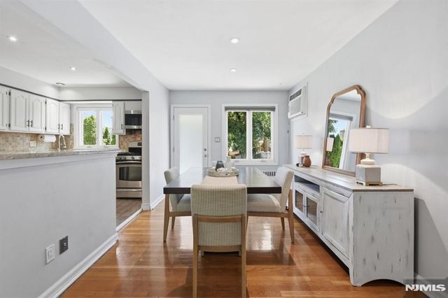 21 Morley Lane, Bloomfield, NJ 07003