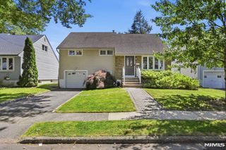 21 Morley Lane, Bloomfield, NJ 07003
