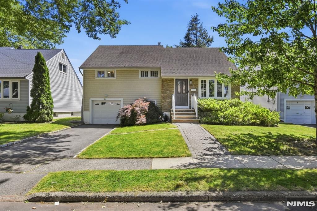 21 Morley Lane, Bloomfield, NJ 07003