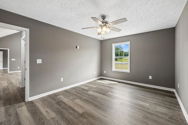 71 Iris Way, Lafayette, TN 37083