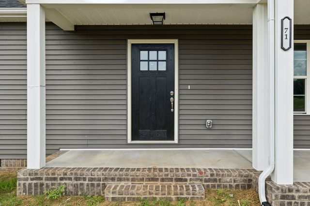 71 Iris Way, Lafayette, TN 37083