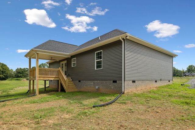 71 Iris Way, Lafayette, TN 37083