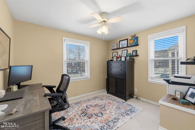 19277 Raymond Street, Grosse Pointe Woods, MI 48236