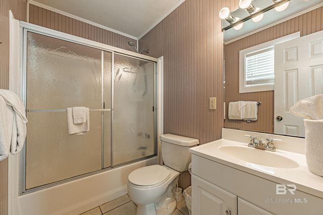 473 E 2nd Avenue, Gulf Shores, AL 36542