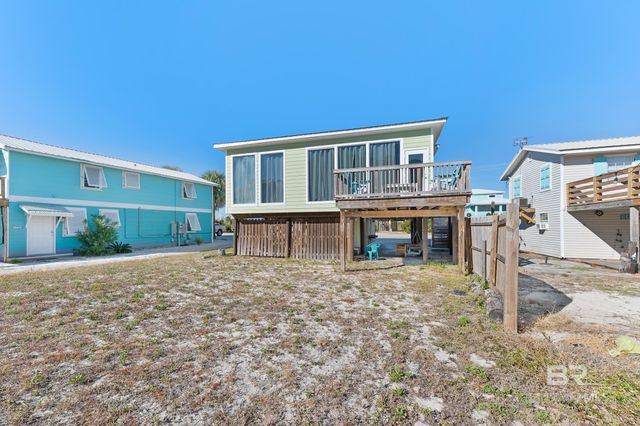 473 E 2nd Avenue, Gulf Shores, AL 36542