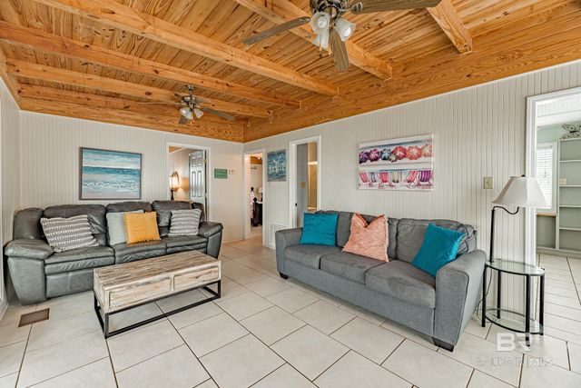 473 E 2nd Avenue, Gulf Shores, AL 36542