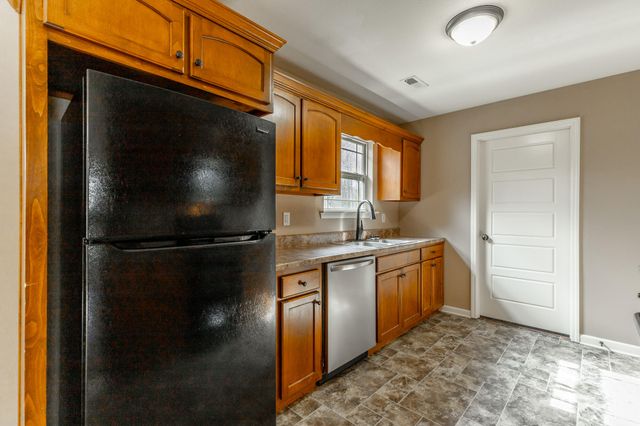 188 Cottage Crest Court, Chickamauga, GA 30707