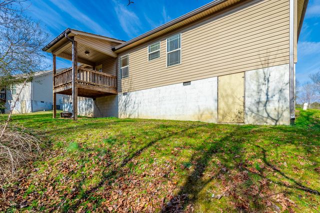 188 Cottage Crest Court, Chickamauga, GA 30707