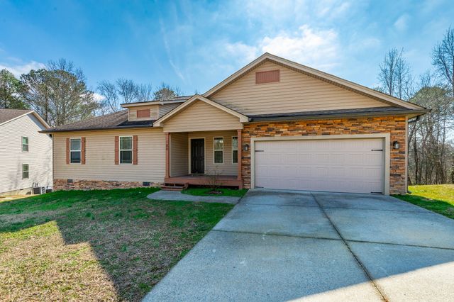 188 Cottage Crest Court, Chickamauga, GA 30707