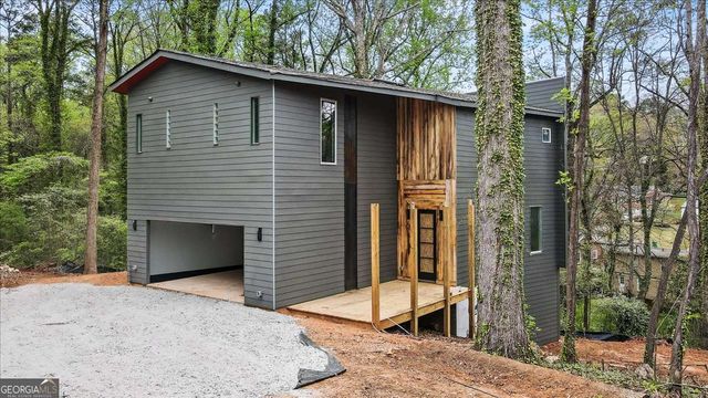 2471 Saint Patrick Street SE, Atlanta, GA 30317